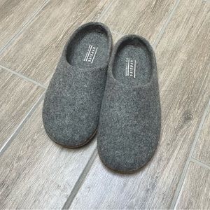 Kyrgies Wool & Leather Slippers (Men’s or Women’s)
